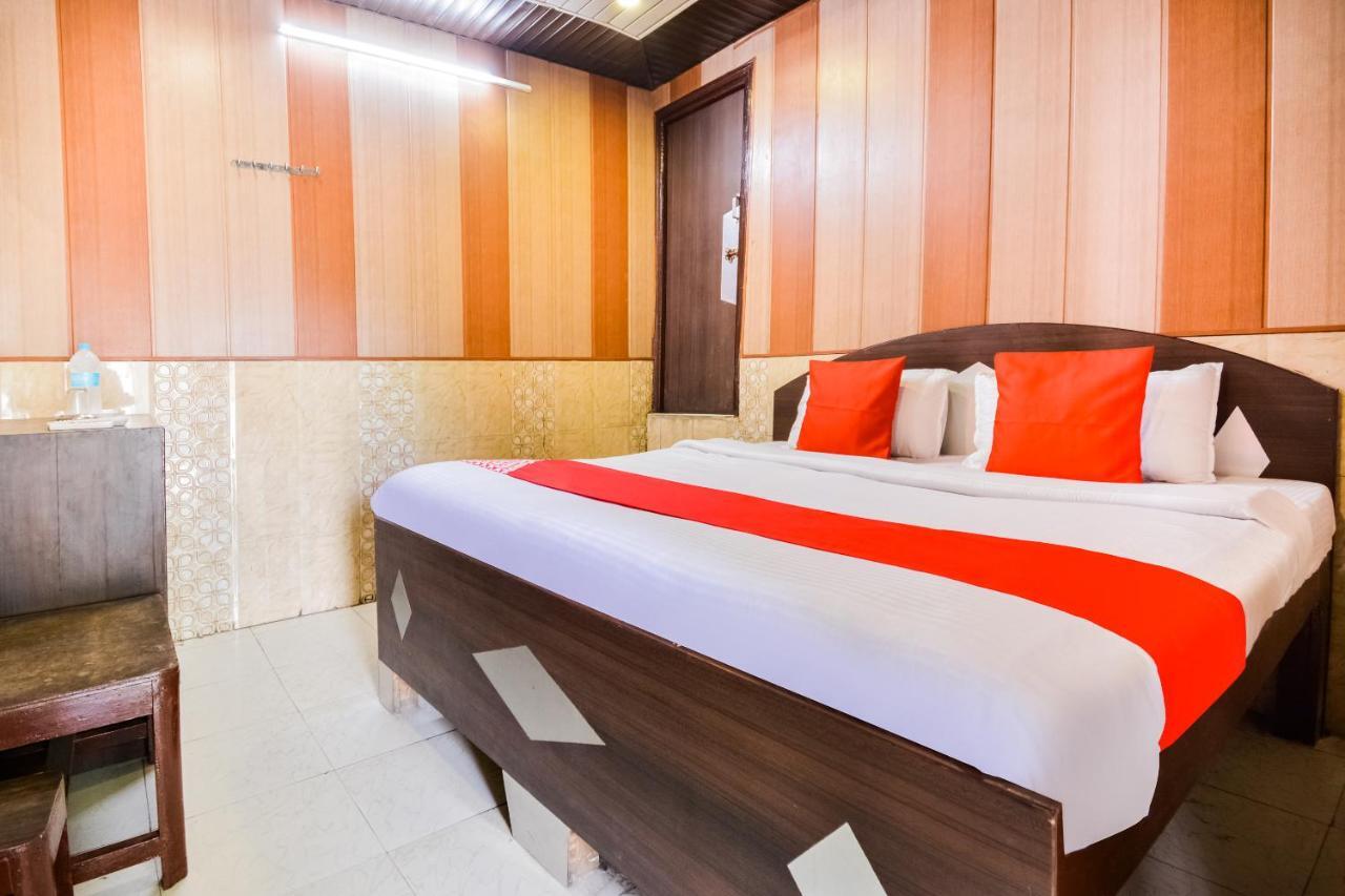 Oyo 46152 Hotel Neelam Karnāl Eksteriør billede